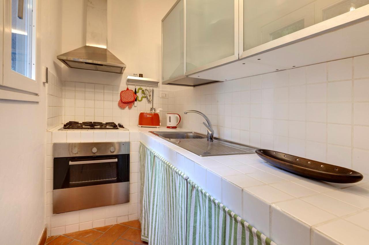 Maruffi Apartment By Mamo Florens Exteriör bild